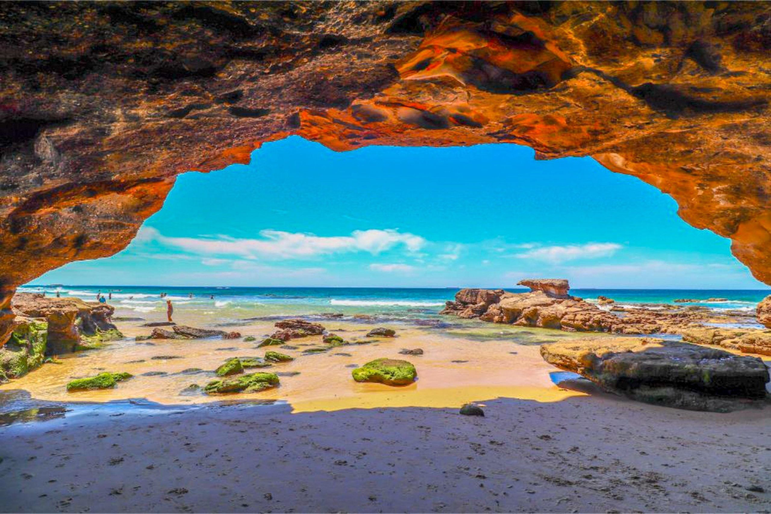 sea-cave-at-caves-beach